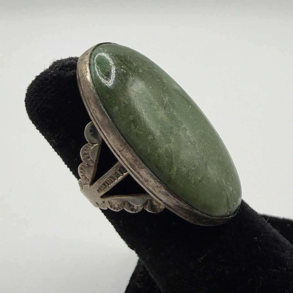 Vintage 925 Sterling Silver Green Jade Cabochon Statement Ring Size 5.5 Sz